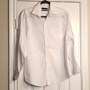 Tahari Men's Classic Fit Long Sleeves. Button Down Front White Shirt